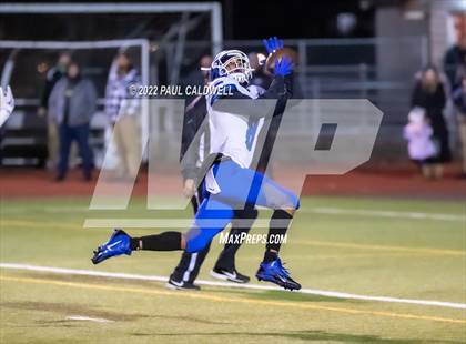 Thumbnail 2 in Sedro-Woolley @ Tumwater (WIAA 2A 1st Round) photogallery.