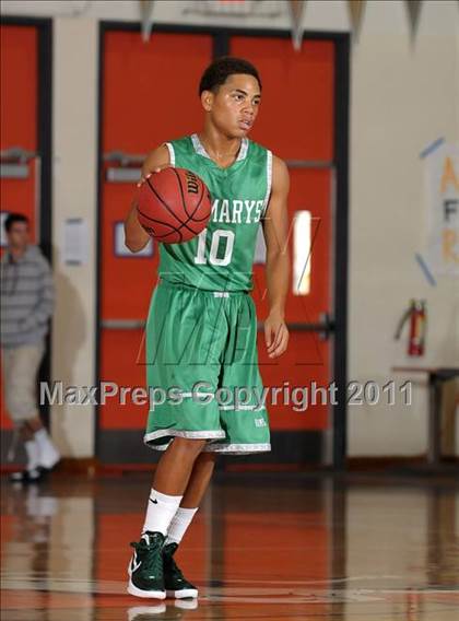 Thumbnail 2 in St. Mary's vs. Rio Linda (Hoops 4 the Human Fund) photogallery.