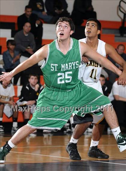 Thumbnail 2 in St. Mary's vs. Rio Linda (Hoops 4 the Human Fund) photogallery.