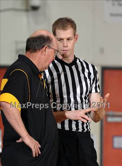 Thumbnail 3 in St. Mary's vs. Rio Linda (Hoops 4 the Human Fund) photogallery.