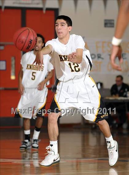Thumbnail 1 in St. Mary's vs. Rio Linda (Hoops 4 the Human Fund) photogallery.