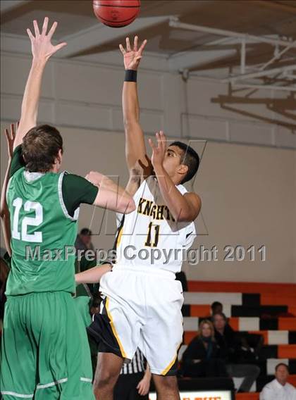 Thumbnail 3 in St. Mary's vs. Rio Linda (Hoops 4 the Human Fund) photogallery.