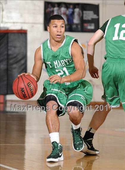 Thumbnail 2 in St. Mary's vs. Rio Linda (Hoops 4 the Human Fund) photogallery.