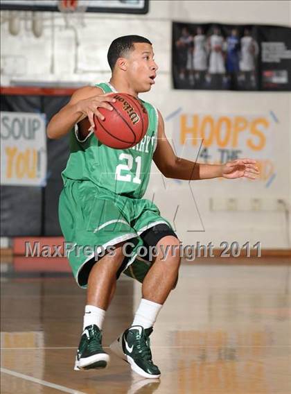 Thumbnail 2 in St. Mary's vs. Rio Linda (Hoops 4 the Human Fund) photogallery.
