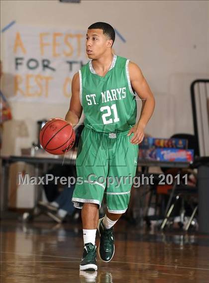 Thumbnail 1 in St. Mary's vs. Rio Linda (Hoops 4 the Human Fund) photogallery.