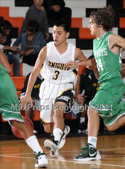 Thumbnail 3 in St. Mary's vs. Rio Linda (Hoops 4 the Human Fund) photogallery.