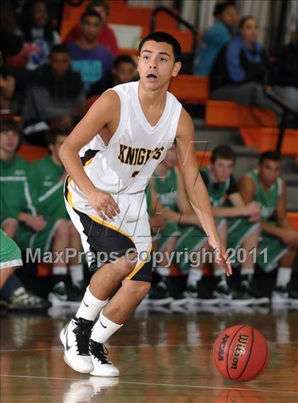 Thumbnail 3 in St. Mary's vs. Rio Linda (Hoops 4 the Human Fund) photogallery.