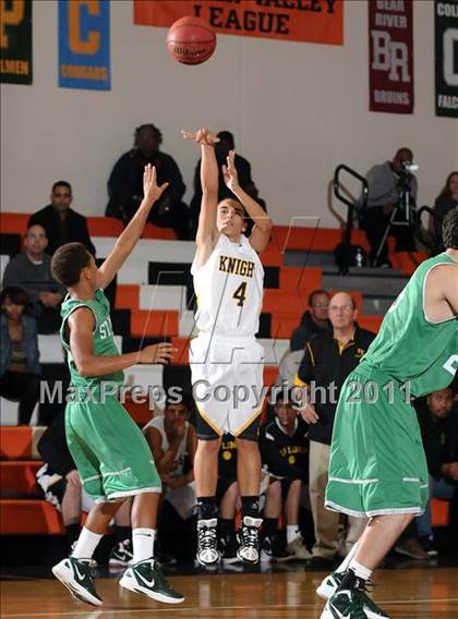 Thumbnail 2 in St. Mary's vs. Rio Linda (Hoops 4 the Human Fund) photogallery.