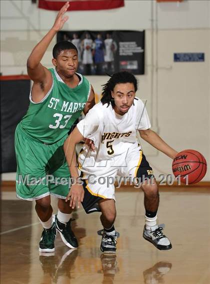 Thumbnail 3 in St. Mary's vs. Rio Linda (Hoops 4 the Human Fund) photogallery.