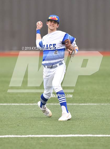 Thumbnail 2 in Grace Community vs St. Michael's (Texas Private School Classic) photogallery.