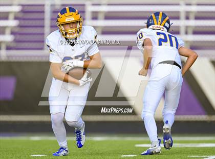 Thumbnail 2 in Greenfield-Central @ Muncie Central (Scrimmage) photogallery.