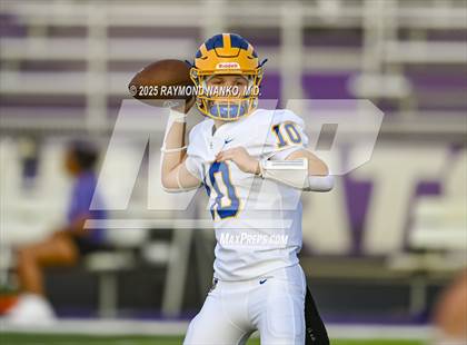 Thumbnail 3 in Greenfield-Central @ Muncie Central (Scrimmage) photogallery.