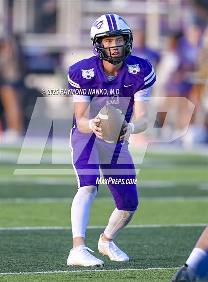 Thumbnail 3 in Greenfield-Central @ Muncie Central (Scrimmage) photogallery.