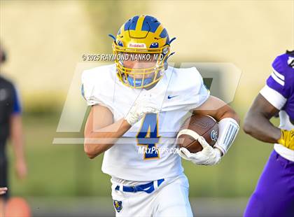 Thumbnail 2 in Greenfield-Central @ Muncie Central (Scrimmage) photogallery.