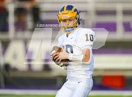 Thumbnail 2 in Greenfield-Central @ Muncie Central (Scrimmage) photogallery.