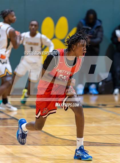 Thumbnail 1 in Wyandanch vs Amityville (NYSPHSAA Section XI Class AA Semifinals) photogallery.