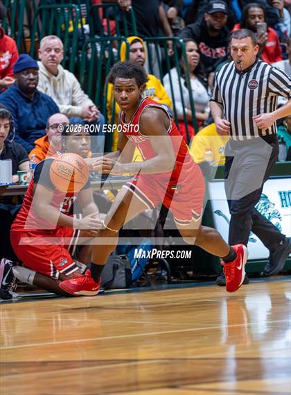 Thumbnail 2 in Wyandanch vs Amityville (NYSPHSAA Section XI Class AA Semifinals) photogallery.