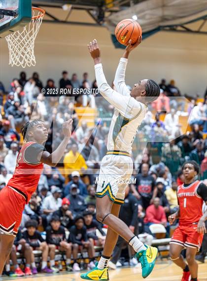 Thumbnail 3 in Wyandanch vs Amityville (NYSPHSAA Section XI Class AA Semifinals) photogallery.