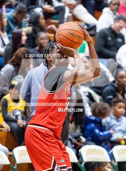 Thumbnail 2 in Wyandanch vs Amityville (NYSPHSAA Section XI Class AA Semifinals) photogallery.