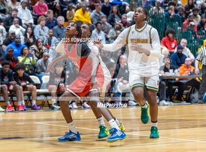 Thumbnail 2 in Wyandanch vs Amityville (NYSPHSAA Section XI Class AA Semifinals) photogallery.