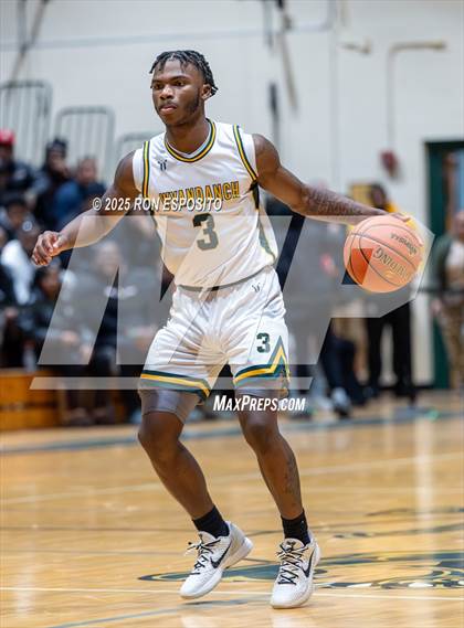 Thumbnail 1 in Wyandanch vs Amityville (NYSPHSAA Section XI Class AA Semifinals) photogallery.