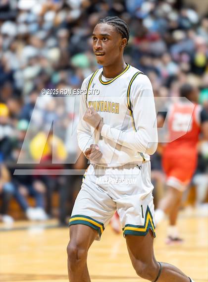 Thumbnail 1 in Wyandanch vs Amityville (NYSPHSAA Section XI Class AA Semifinals) photogallery.