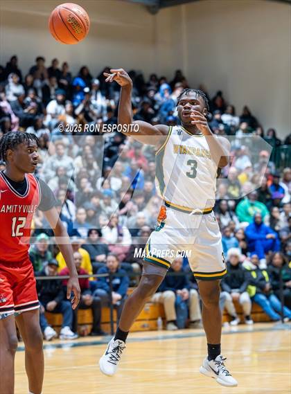 Thumbnail 3 in Wyandanch vs Amityville (NYSPHSAA Section XI Class AA Semifinals) photogallery.