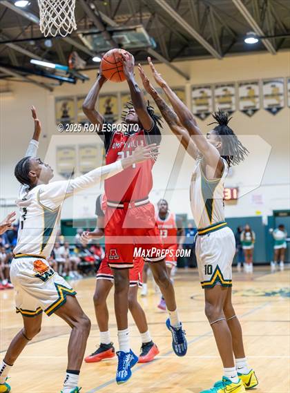 Thumbnail 1 in Wyandanch vs Amityville (NYSPHSAA Section XI Class AA Semifinals) photogallery.