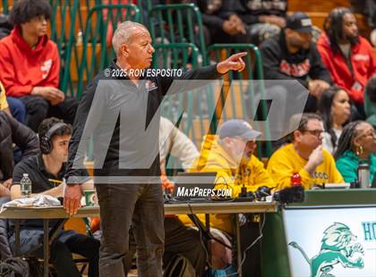 Thumbnail 2 in Wyandanch vs Amityville (NYSPHSAA Section XI Class AA Semifinals) photogallery.