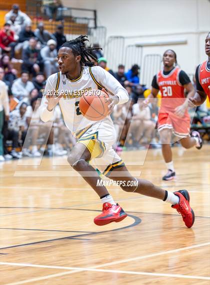 Thumbnail 1 in Wyandanch vs Amityville (NYSPHSAA Section XI Class AA Semifinals) photogallery.