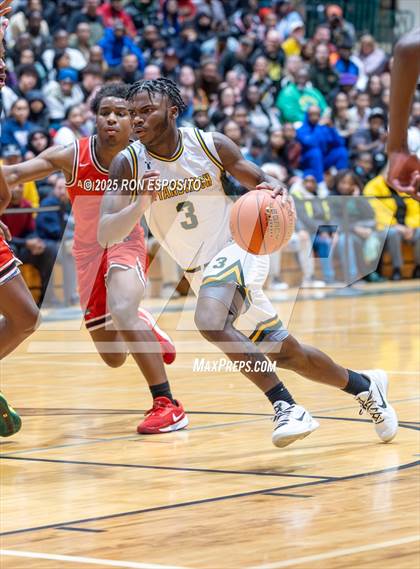 Thumbnail 3 in Wyandanch vs Amityville (NYSPHSAA Section XI Class AA Semifinals) photogallery.