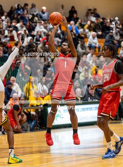 Thumbnail 3 in Wyandanch vs Amityville (NYSPHSAA Section XI Class AA Semifinals) photogallery.