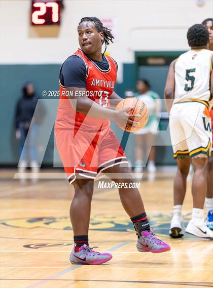 Thumbnail 2 in Wyandanch vs Amityville (NYSPHSAA Section XI Class AA Semifinals) photogallery.