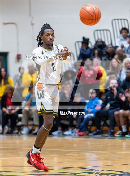 Thumbnail 2 in Wyandanch vs Amityville (NYSPHSAA Section XI Class AA Semifinals) photogallery.