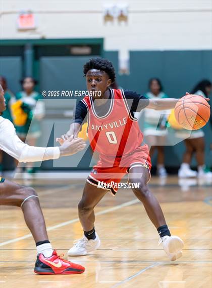 Thumbnail 1 in Wyandanch vs Amityville (NYSPHSAA Section XI Class AA Semifinals) photogallery.
