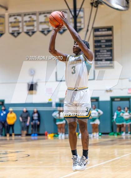 Thumbnail 1 in Wyandanch vs Amityville (NYSPHSAA Section XI Class AA Semifinals) photogallery.