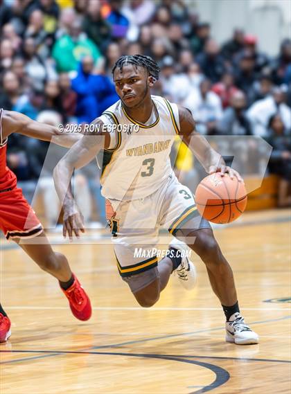 Thumbnail 2 in Wyandanch vs Amityville (NYSPHSAA Section XI Class AA Semifinals) photogallery.