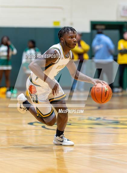 Thumbnail 1 in Wyandanch vs Amityville (NYSPHSAA Section XI Class AA Semifinals) photogallery.