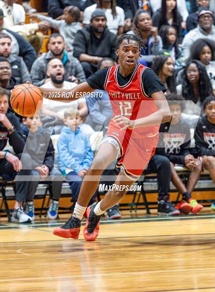 Thumbnail 1 in Wyandanch vs Amityville (NYSPHSAA Section XI Class AA Semifinals) photogallery.