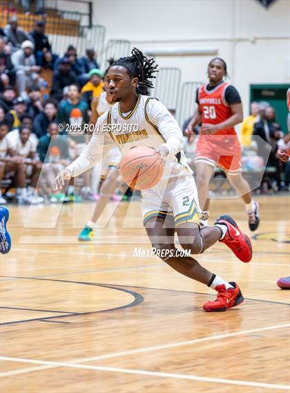 Thumbnail 3 in Wyandanch vs Amityville (NYSPHSAA Section XI Class AA Semifinals) photogallery.
