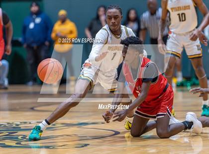 Thumbnail 2 in Wyandanch vs Amityville (NYSPHSAA Section XI Class AA Semifinals) photogallery.