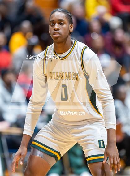 Thumbnail 3 in Wyandanch vs Amityville (NYSPHSAA Section XI Class AA Semifinals) photogallery.