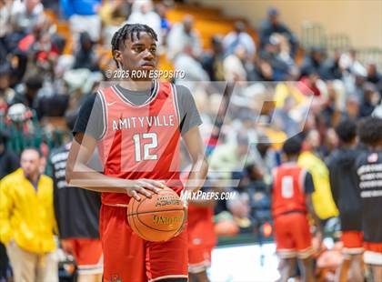 Thumbnail 3 in Wyandanch vs Amityville (NYSPHSAA Section XI Class AA Semifinals) photogallery.