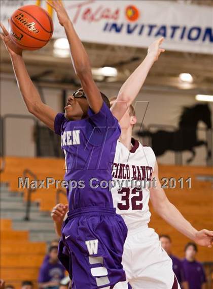 Thumbnail 2 in Warren vs Cinco Ranch (McDonald's Texas Invitational) photogallery.