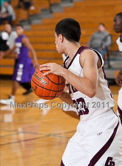 Thumbnail 1 in Warren vs Cinco Ranch (McDonald's Texas Invitational) photogallery.
