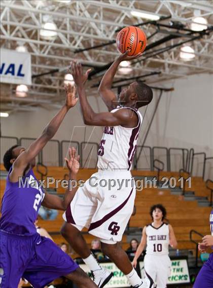 Thumbnail 1 in Warren vs Cinco Ranch (McDonald's Texas Invitational) photogallery.