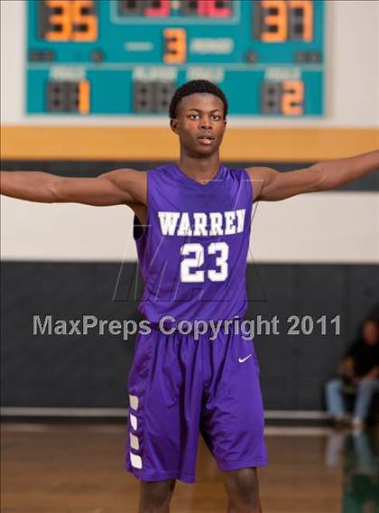 Thumbnail 2 in Warren vs Cinco Ranch (McDonald's Texas Invitational) photogallery.