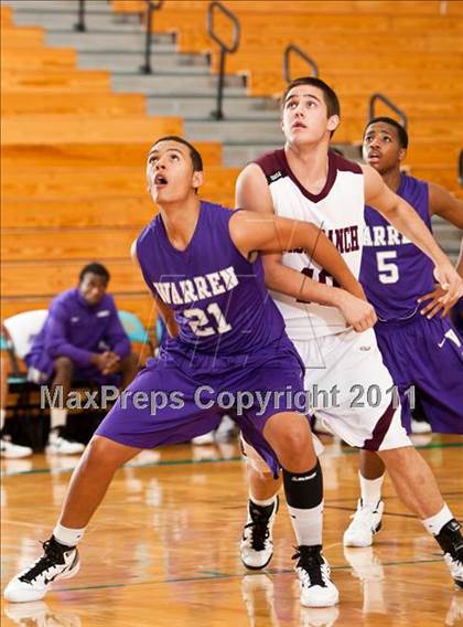 Thumbnail 2 in Warren vs Cinco Ranch (McDonald's Texas Invitational) photogallery.