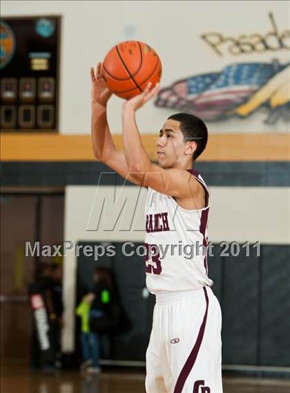 Thumbnail 1 in Warren vs Cinco Ranch (McDonald's Texas Invitational) photogallery.