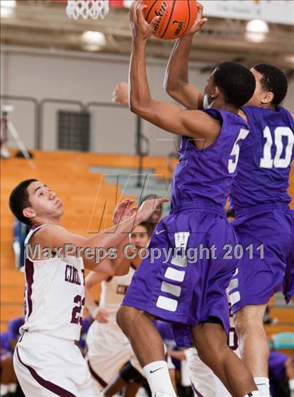 Thumbnail 3 in Warren vs Cinco Ranch (McDonald's Texas Invitational) photogallery.